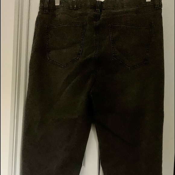 Jeans - Picture 3 of 3